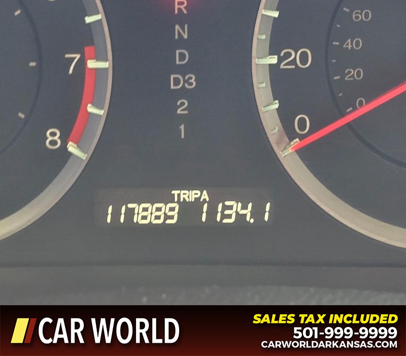 Honda Accord Sedan Vehicle Full-screen Gallery Image 15