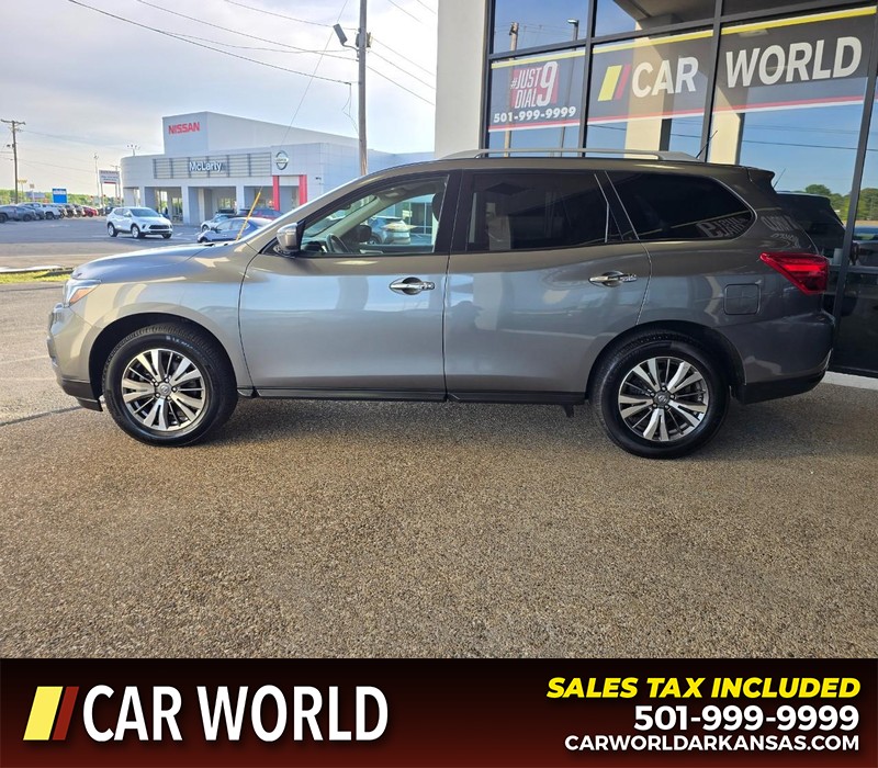 Nissan Pathfinder Vehicle Full-screen Gallery Image 4