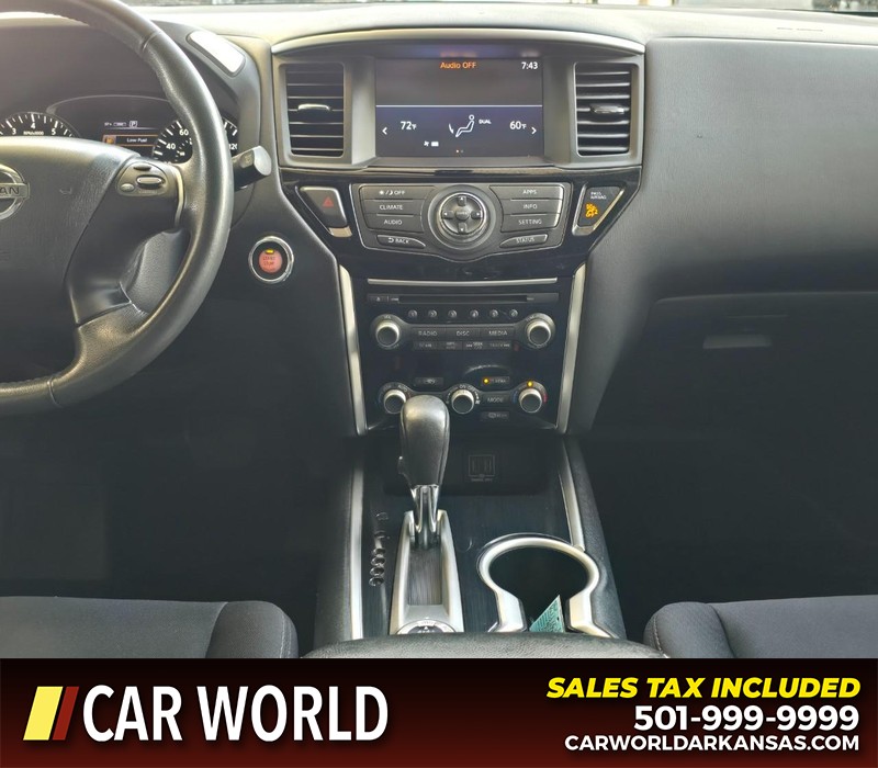 Nissan Pathfinder Vehicle Full-screen Gallery Image 21