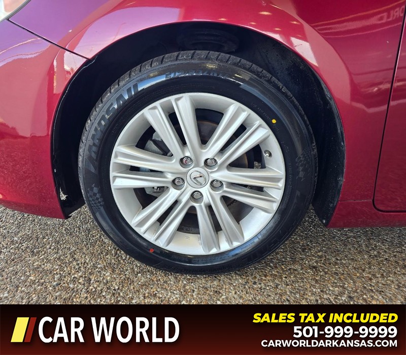 Lexus ES 350 Vehicle Full-screen Gallery Image 6