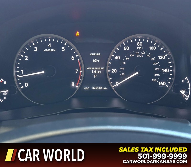 Lexus ES 350 Vehicle Full-screen Gallery Image 17