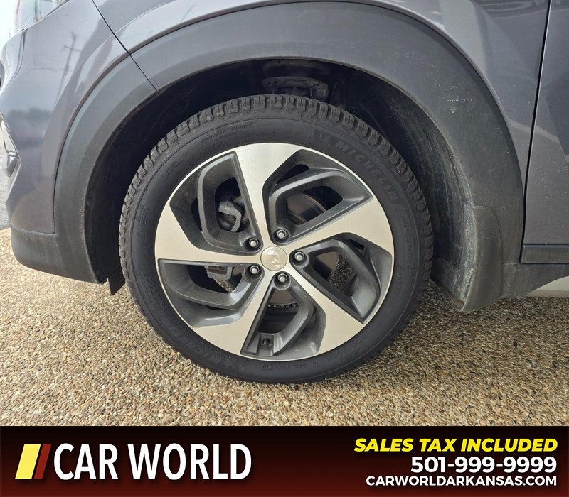 Hyundai Tucson Vehicle Full-screen Gallery Image 6