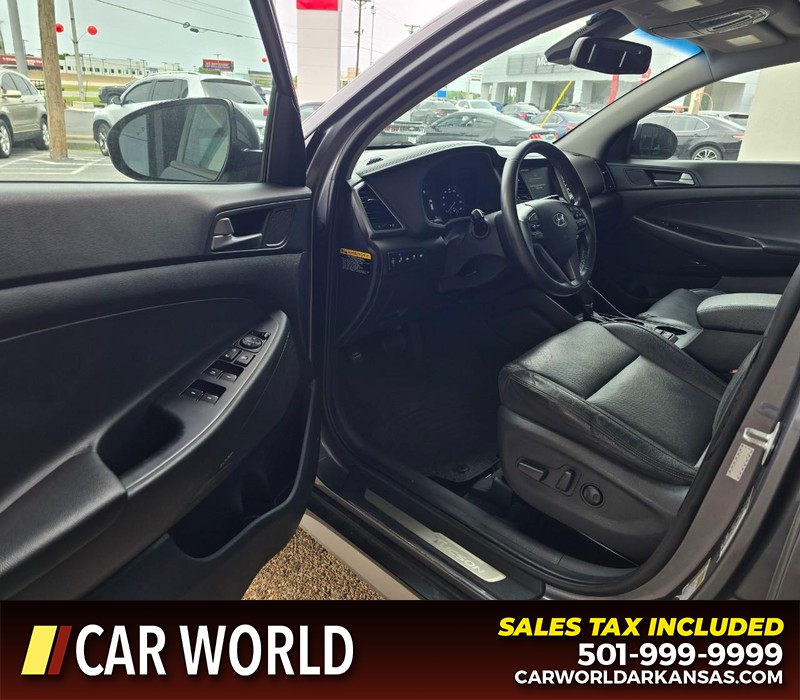 Hyundai Tucson Vehicle Full-screen Gallery Image 7