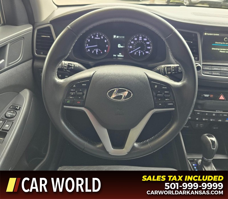 Hyundai Tucson Vehicle Full-screen Gallery Image 16