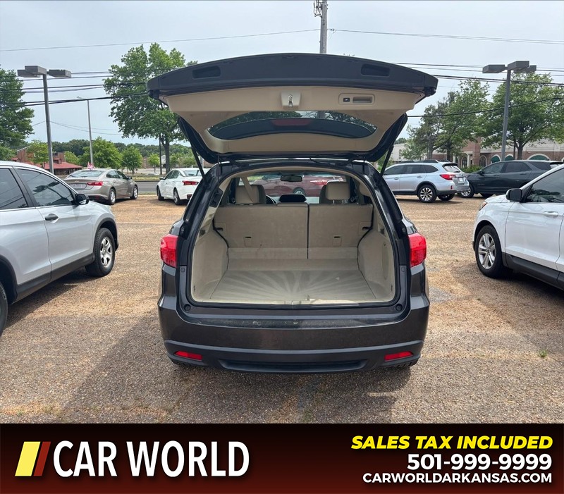 Acura RDX Vehicle Full-screen Gallery Image 5