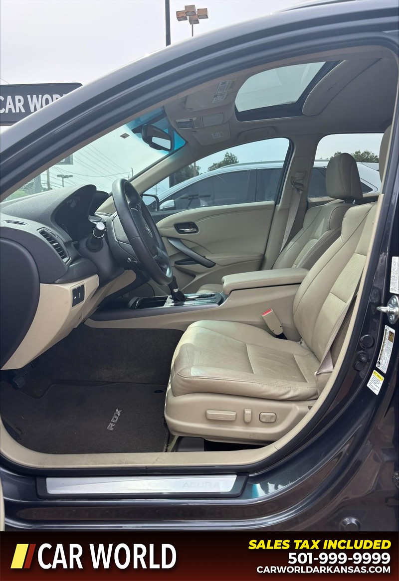 Acura RDX Vehicle Full-screen Gallery Image 13