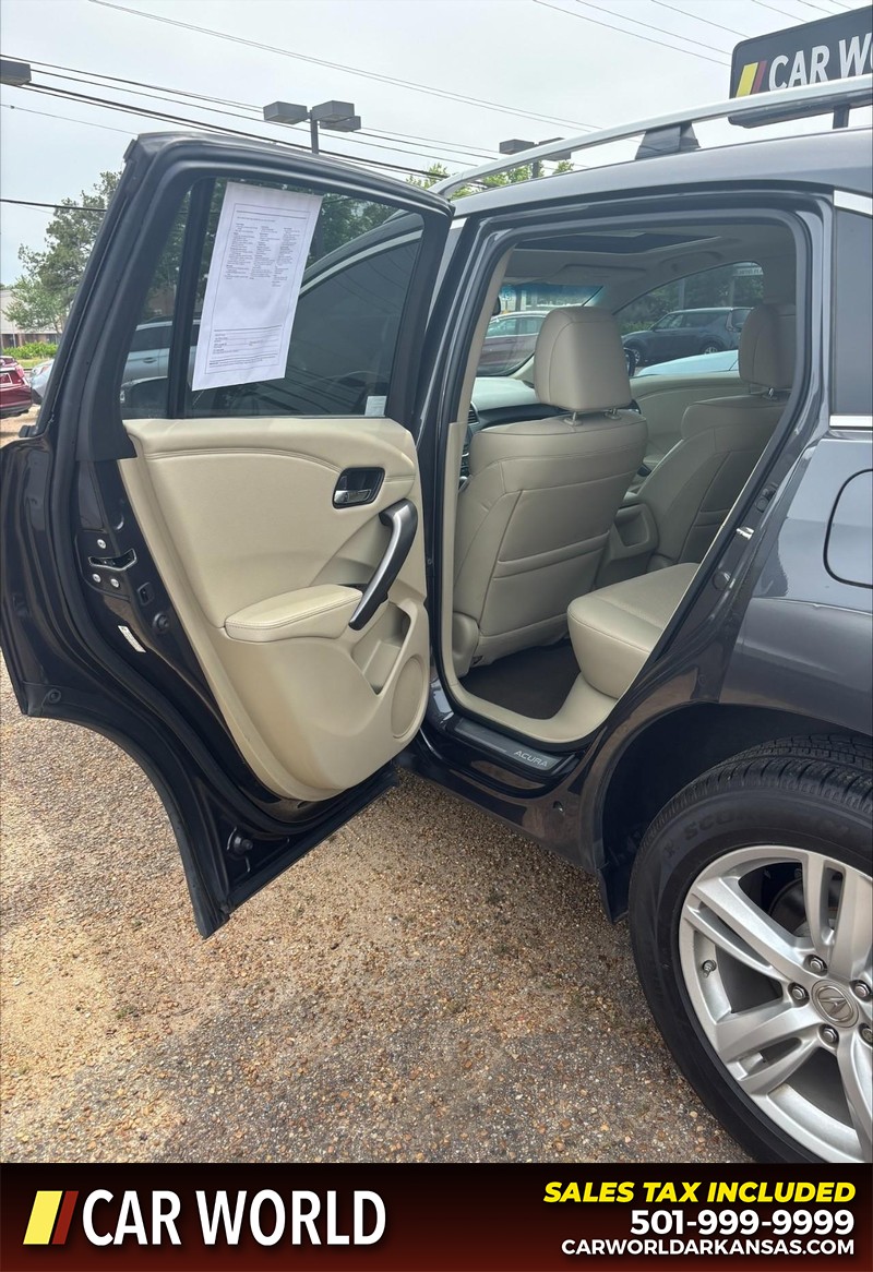 Acura RDX Vehicle Full-screen Gallery Image 14