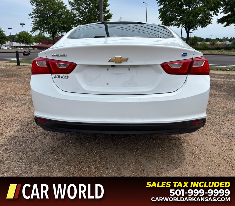 Chevrolet Malibu Vehicle Full-screen Gallery Image 4