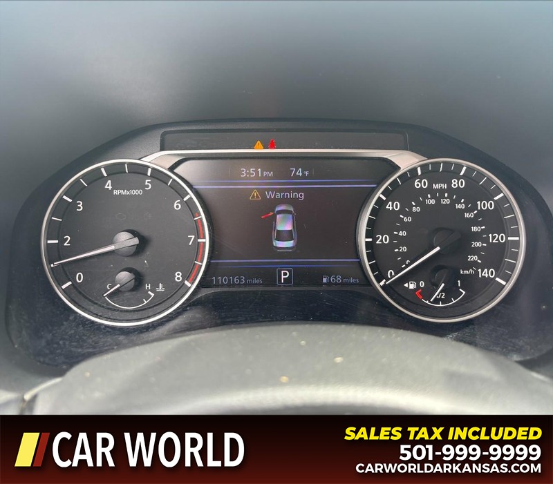 Nissan Altima Vehicle Full-screen Gallery Image 20