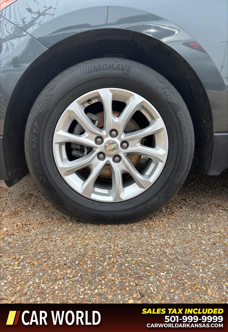 Chevrolet Equinox Vehicle Full-screen Gallery Image 11