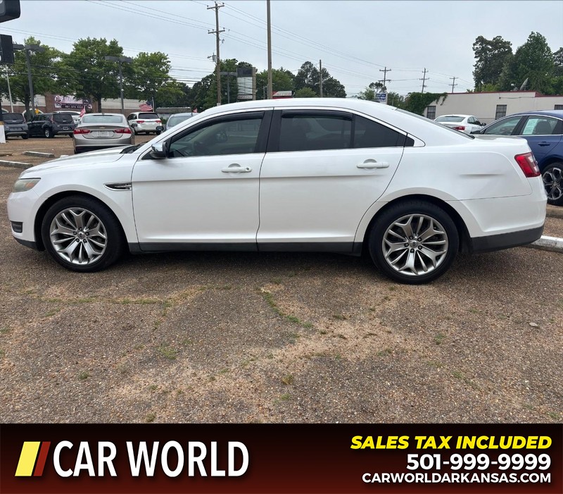 Ford Taurus Vehicle Full-screen Gallery Image 7