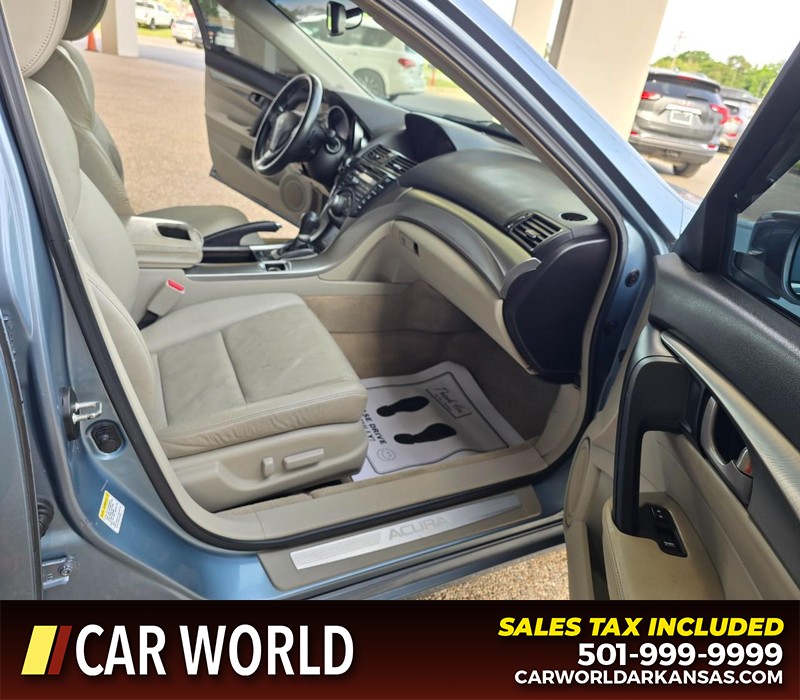 Acura TL Vehicle Full-screen Gallery Image 11