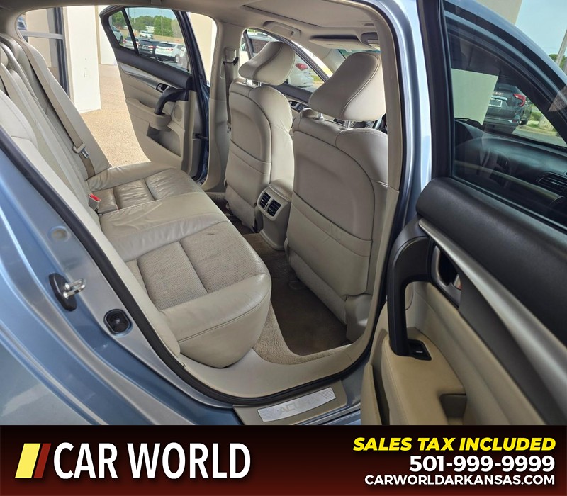 Acura TL Vehicle Full-screen Gallery Image 12