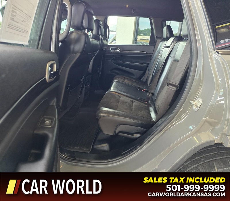 Jeep Grand Cherokee Vehicle Full-screen Gallery Image 10