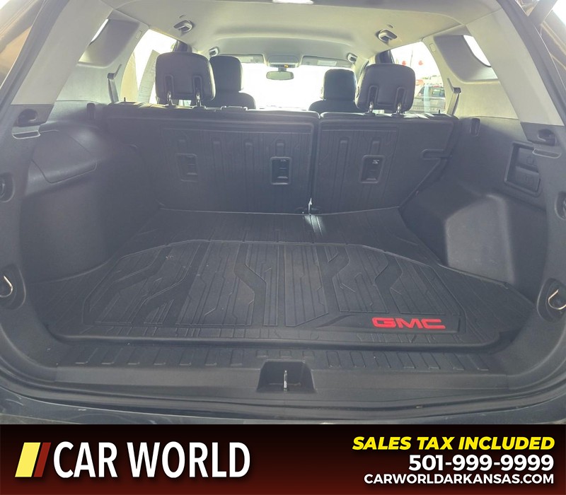 GMC Terrain Vehicle Full-screen Gallery Image 13