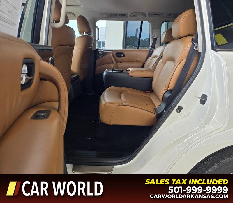 INFINITI QX80 Vehicle Full-screen Gallery Image 10