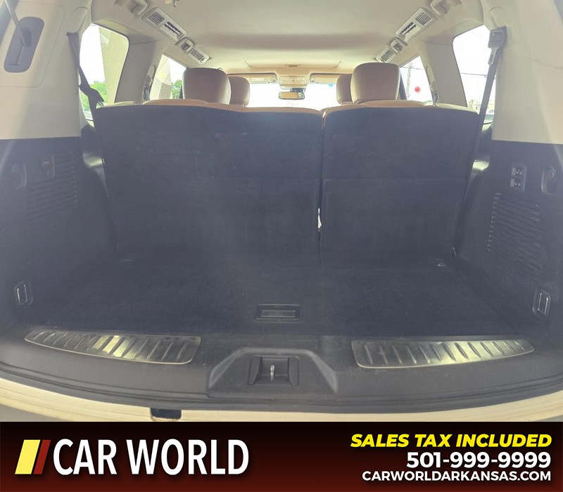 INFINITI QX80 Vehicle Full-screen Gallery Image 16