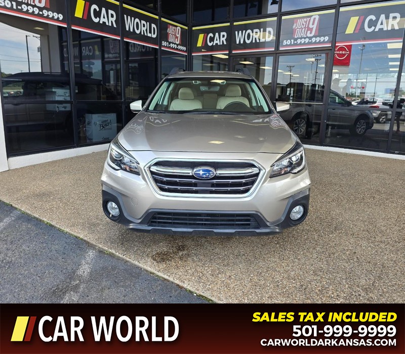 Subaru Outback Vehicle Full-screen Gallery Image 2