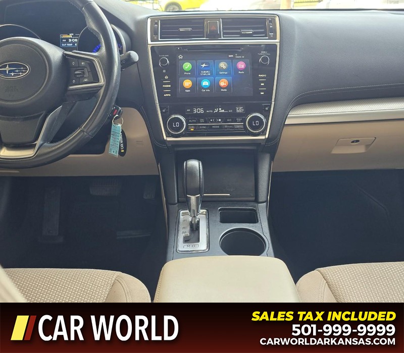 Subaru Outback Vehicle Full-screen Gallery Image 18
