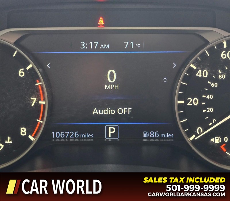 Nissan Altima Vehicle Full-screen Gallery Image 16