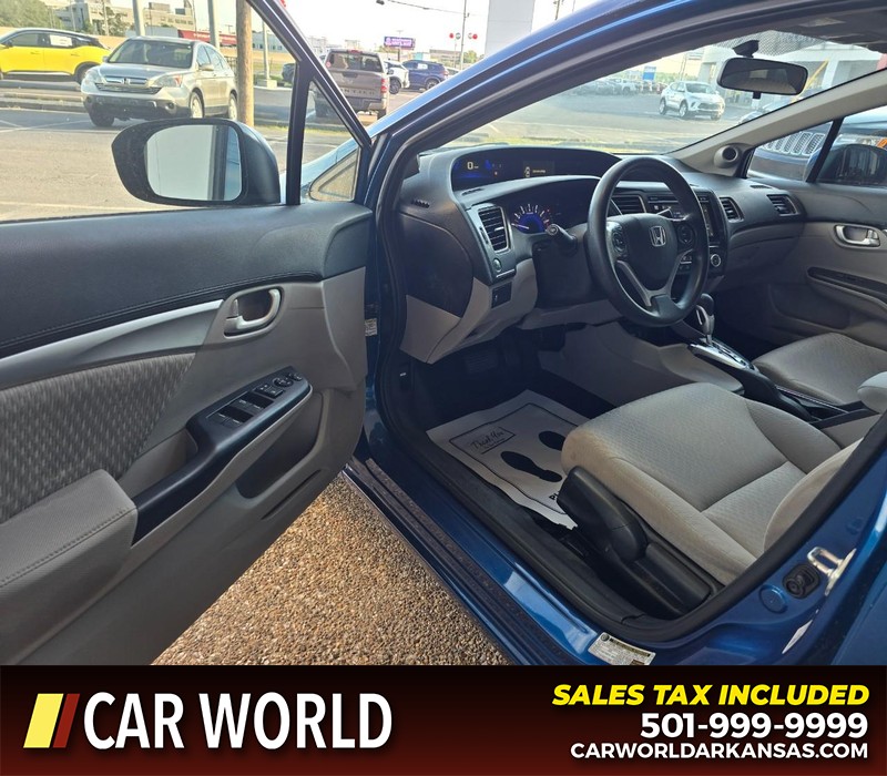 Honda Civic Sedan Vehicle Full-screen Gallery Image 7