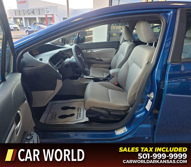 Honda Civic Sedan Vehicle Full-screen Gallery Image 8