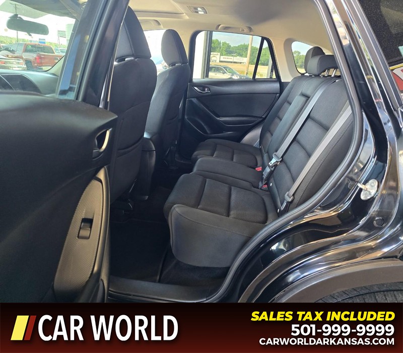 Mazda CX-5 Vehicle Full-screen Gallery Image 10