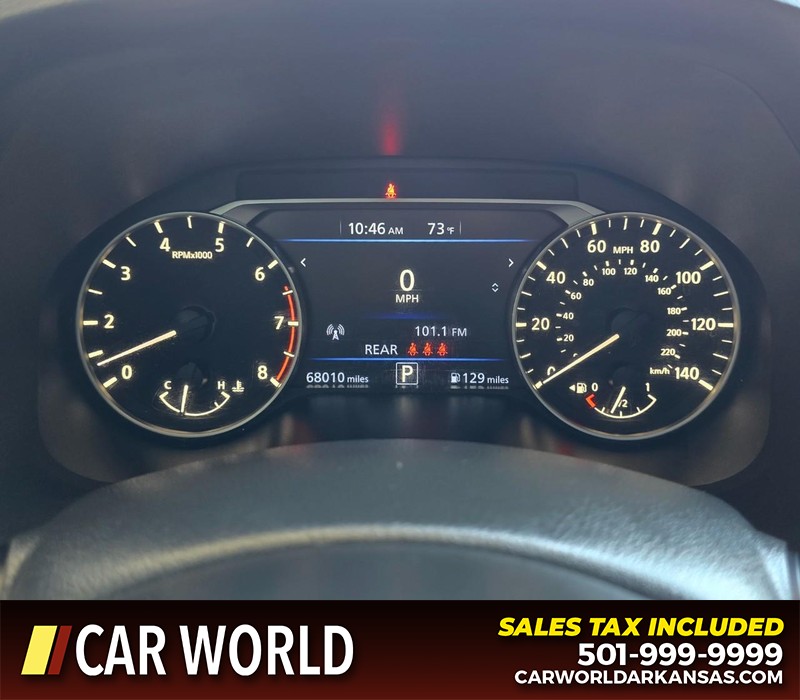 Nissan Altima Vehicle Full-screen Gallery Image 18