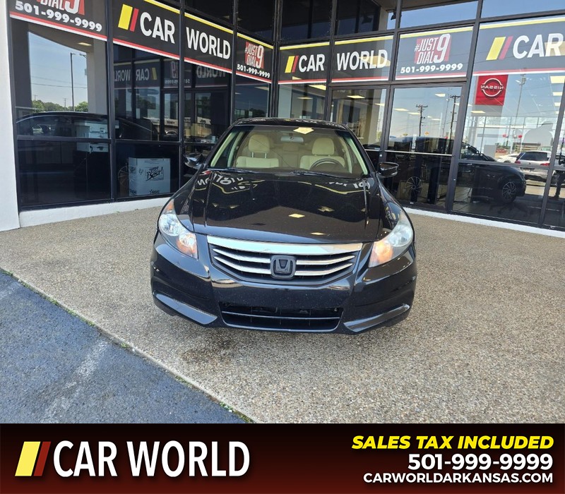 Honda Accord Sedan Vehicle Full-screen Gallery Image 2