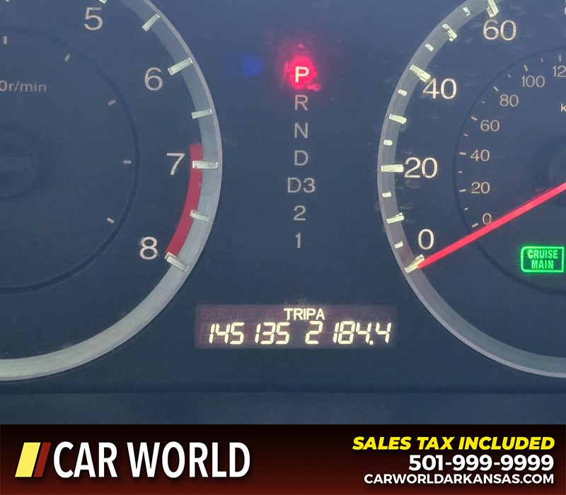 Honda Accord Sedan Vehicle Full-screen Gallery Image 15