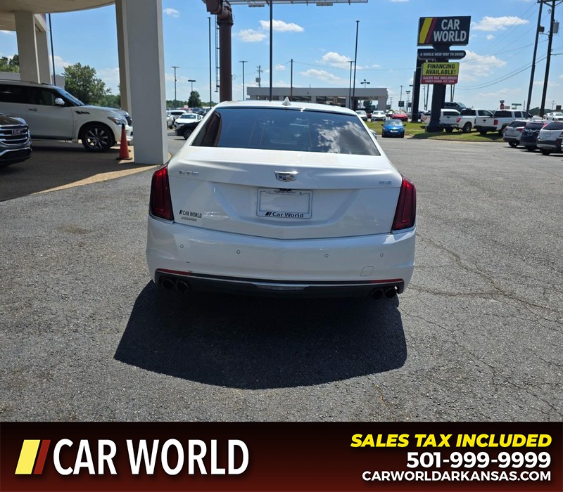 Cadillac CT6 Vehicle Full-screen Gallery Image 5