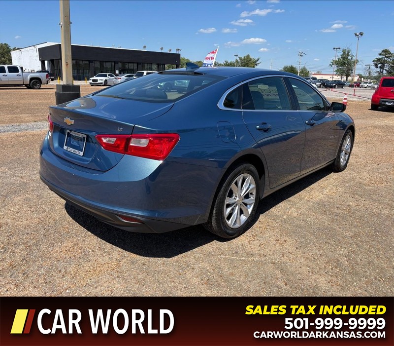 Chevrolet Malibu Vehicle Full-screen Gallery Image 3