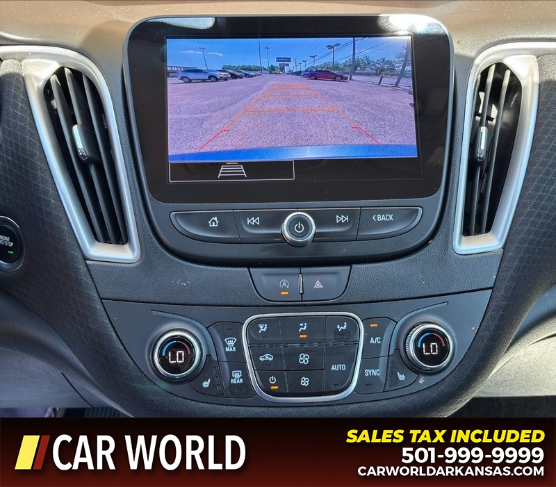 Chevrolet Malibu Vehicle Full-screen Gallery Image 18