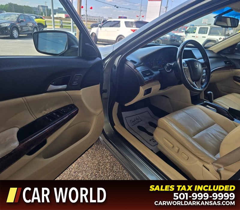 Honda Accord Crosstour Vehicle Full-screen Gallery Image 7