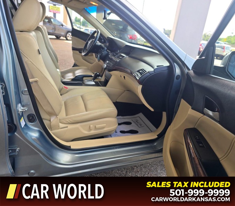 Honda Accord Crosstour Vehicle Full-screen Gallery Image 11