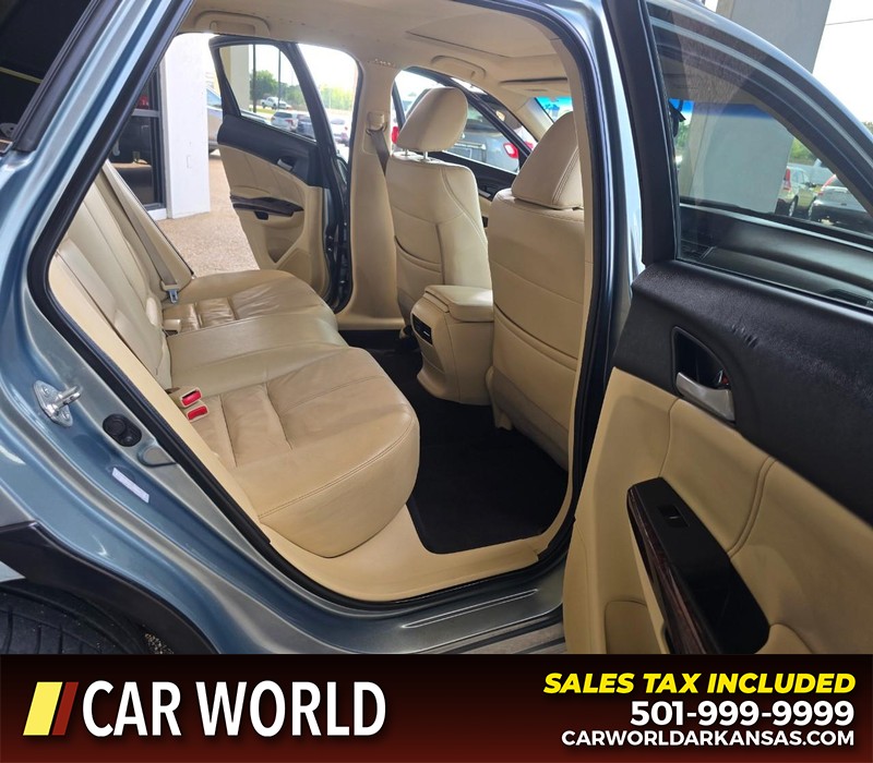 Honda Accord Crosstour Vehicle Full-screen Gallery Image 12