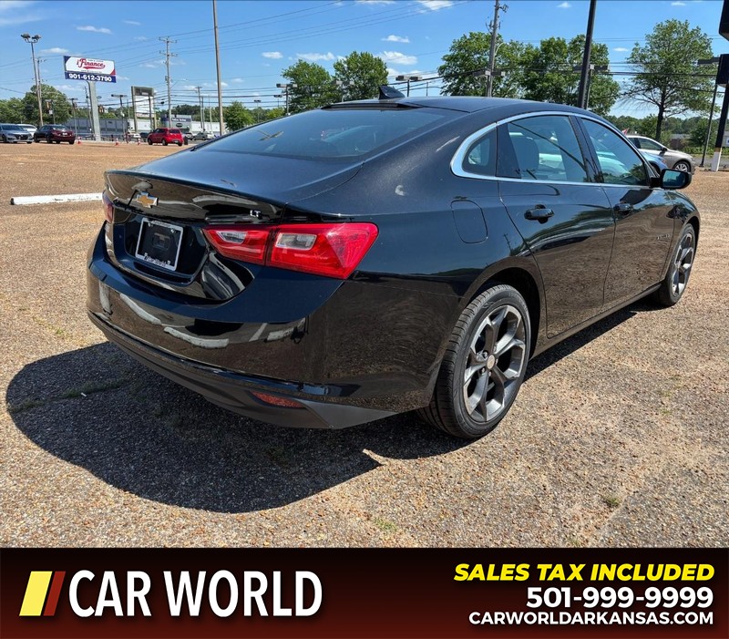 Chevrolet Malibu Vehicle Full-screen Gallery Image 3
