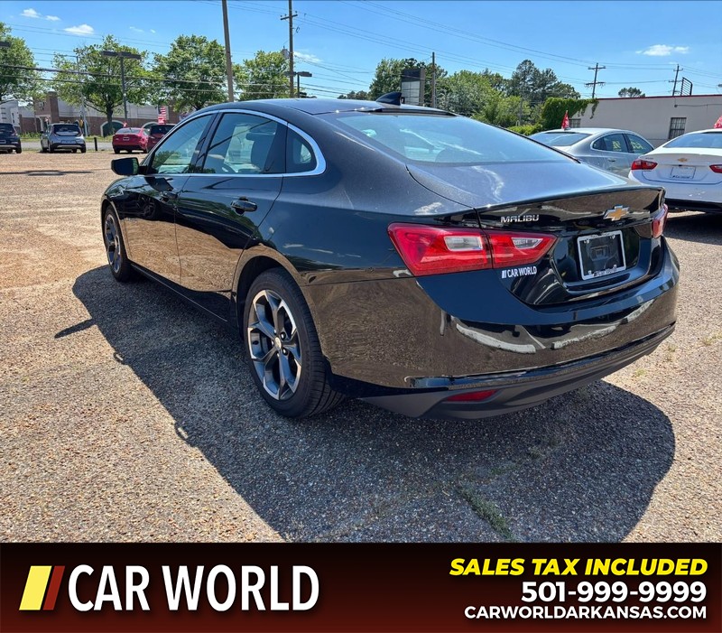 Chevrolet Malibu Vehicle Full-screen Gallery Image 7