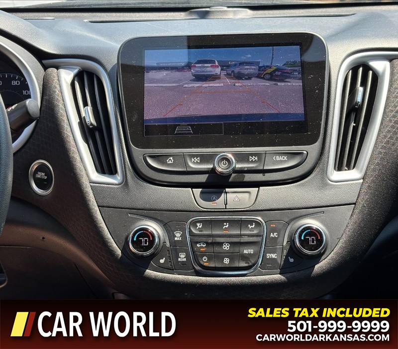Chevrolet Malibu Vehicle Full-screen Gallery Image 18