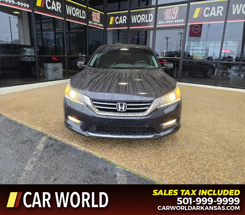 Honda Accord Sedan Vehicle Full-screen Gallery Image 2