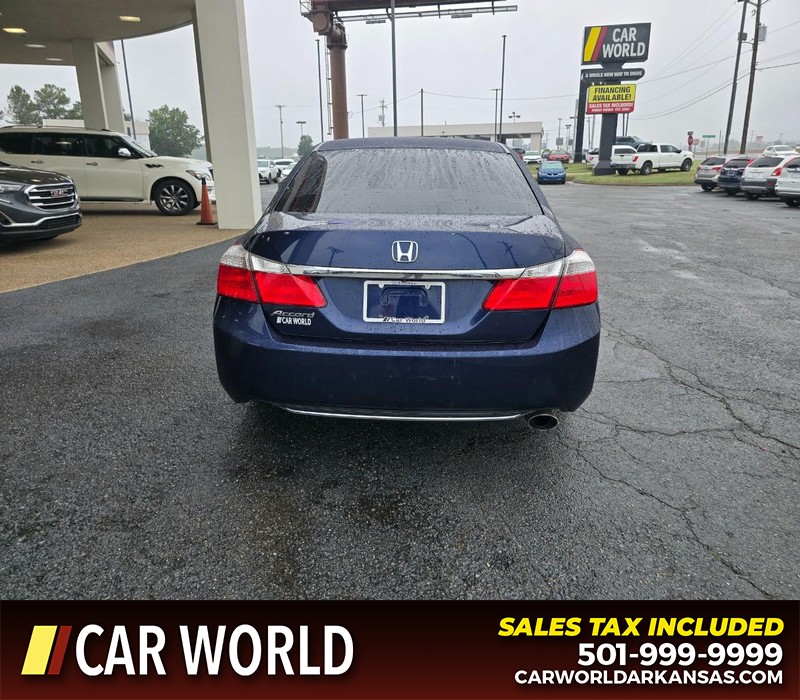 Honda Accord Sedan Vehicle Full-screen Gallery Image 5