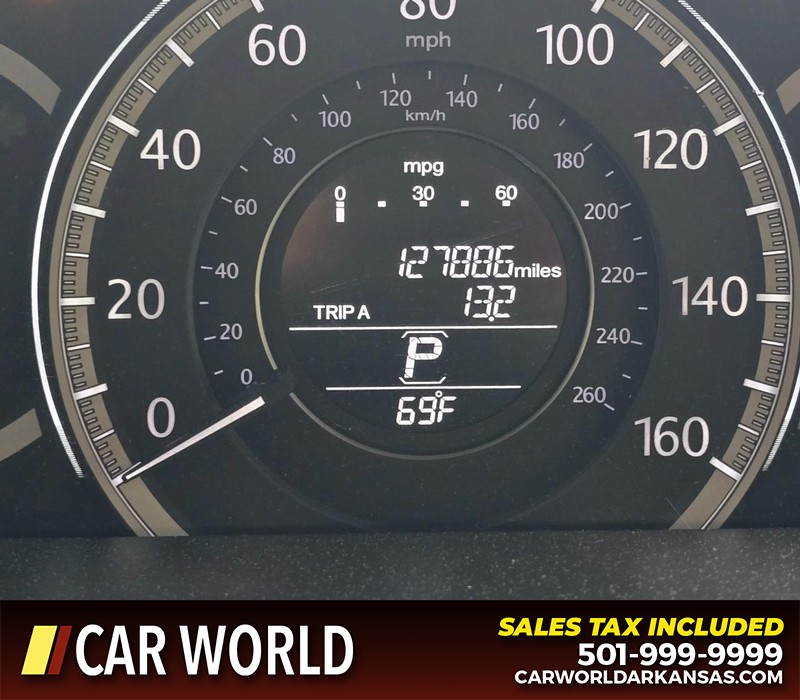 Honda Accord Sedan Vehicle Full-screen Gallery Image 15