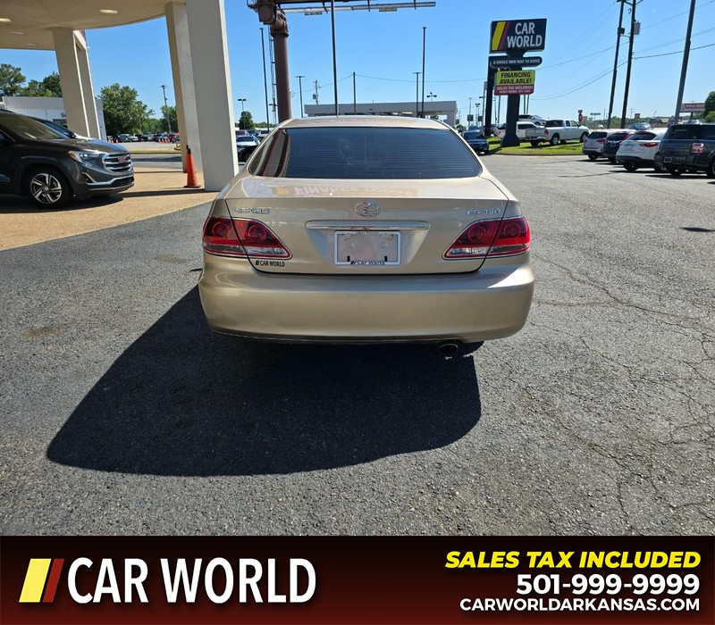 Lexus ES 330 Vehicle Full-screen Gallery Image 5