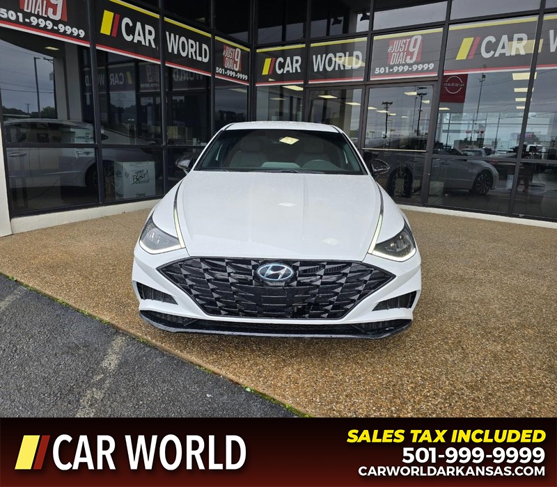 Hyundai Sonata Vehicle Full-screen Gallery Image 2