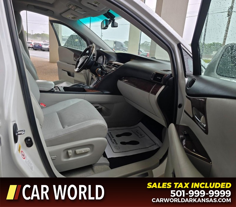 Lexus RX 350 Vehicle Full-screen Gallery Image 11