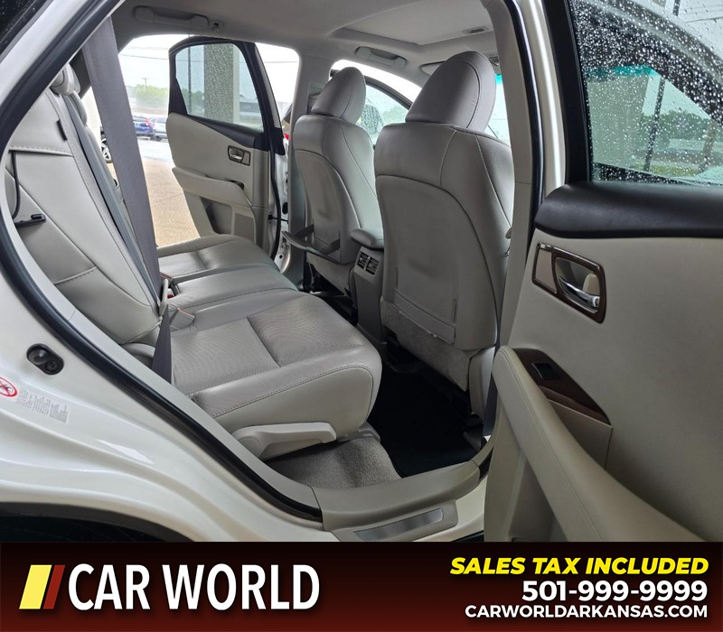 Lexus RX 350 Vehicle Full-screen Gallery Image 12