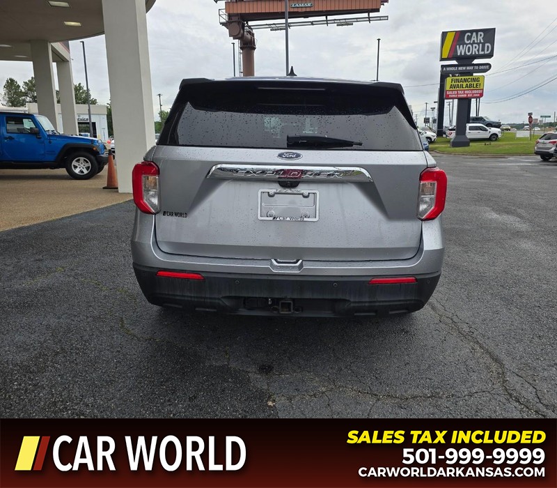 Ford Explorer Vehicle Full-screen Gallery Image 5