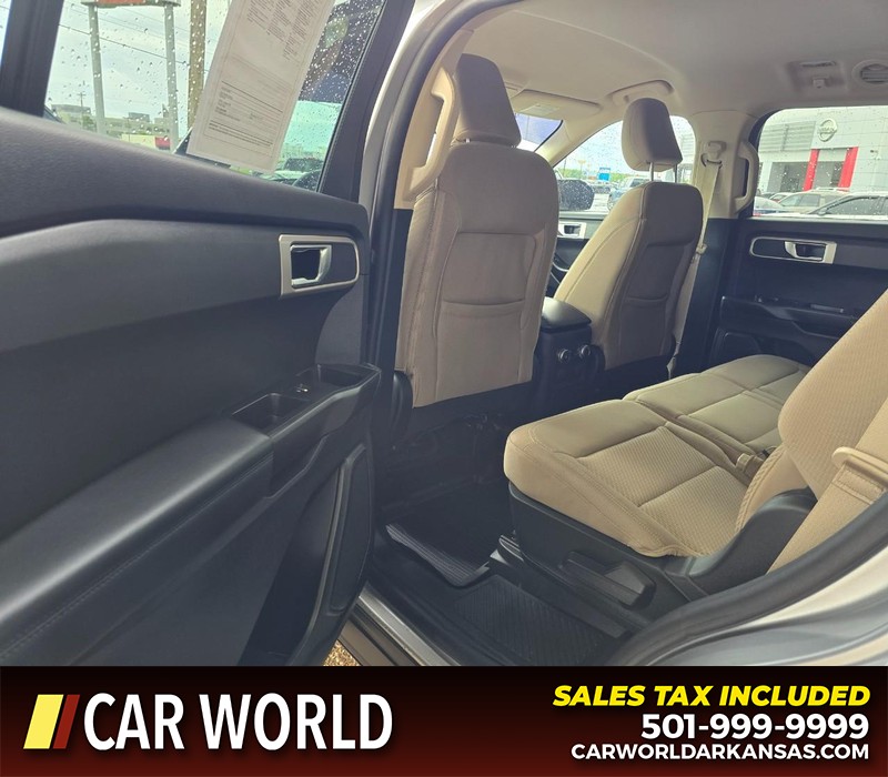 Ford Explorer Vehicle Full-screen Gallery Image 9