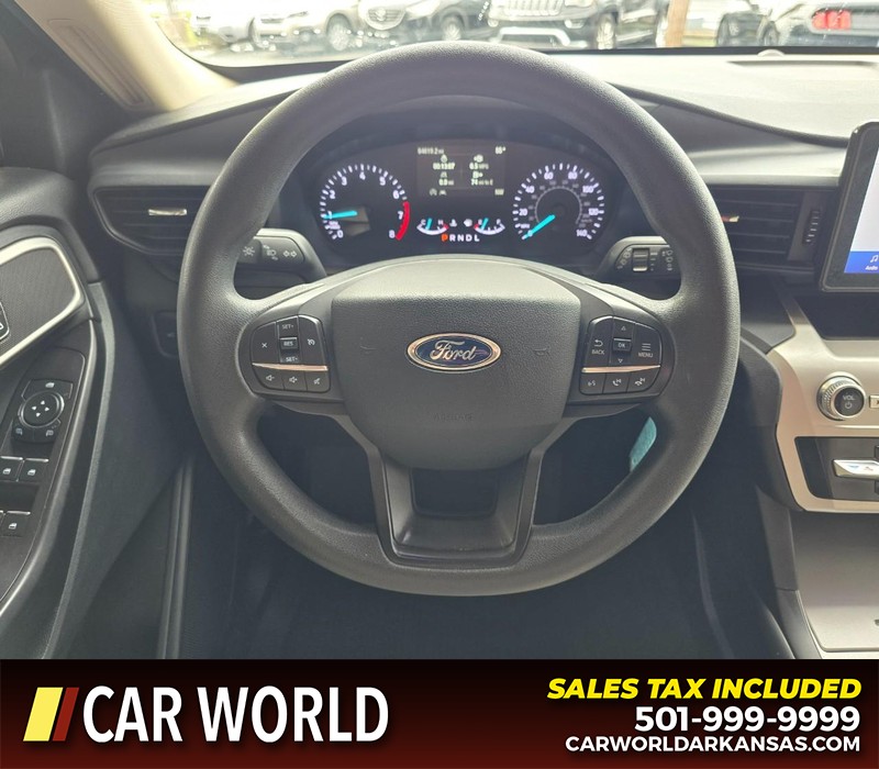 Ford Explorer Vehicle Full-screen Gallery Image 19