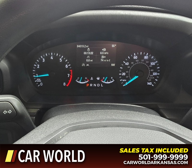 Ford Explorer Vehicle Full-screen Gallery Image 21